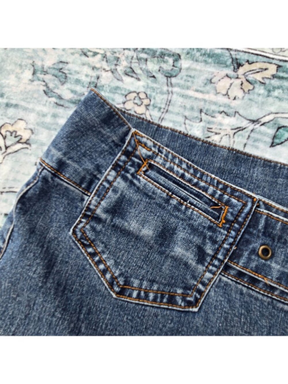 Vintage 90s Y2K Blue Denim Shorts With Buckle Belt Size L Mid Rise Stretch - Picture 3 of 8
